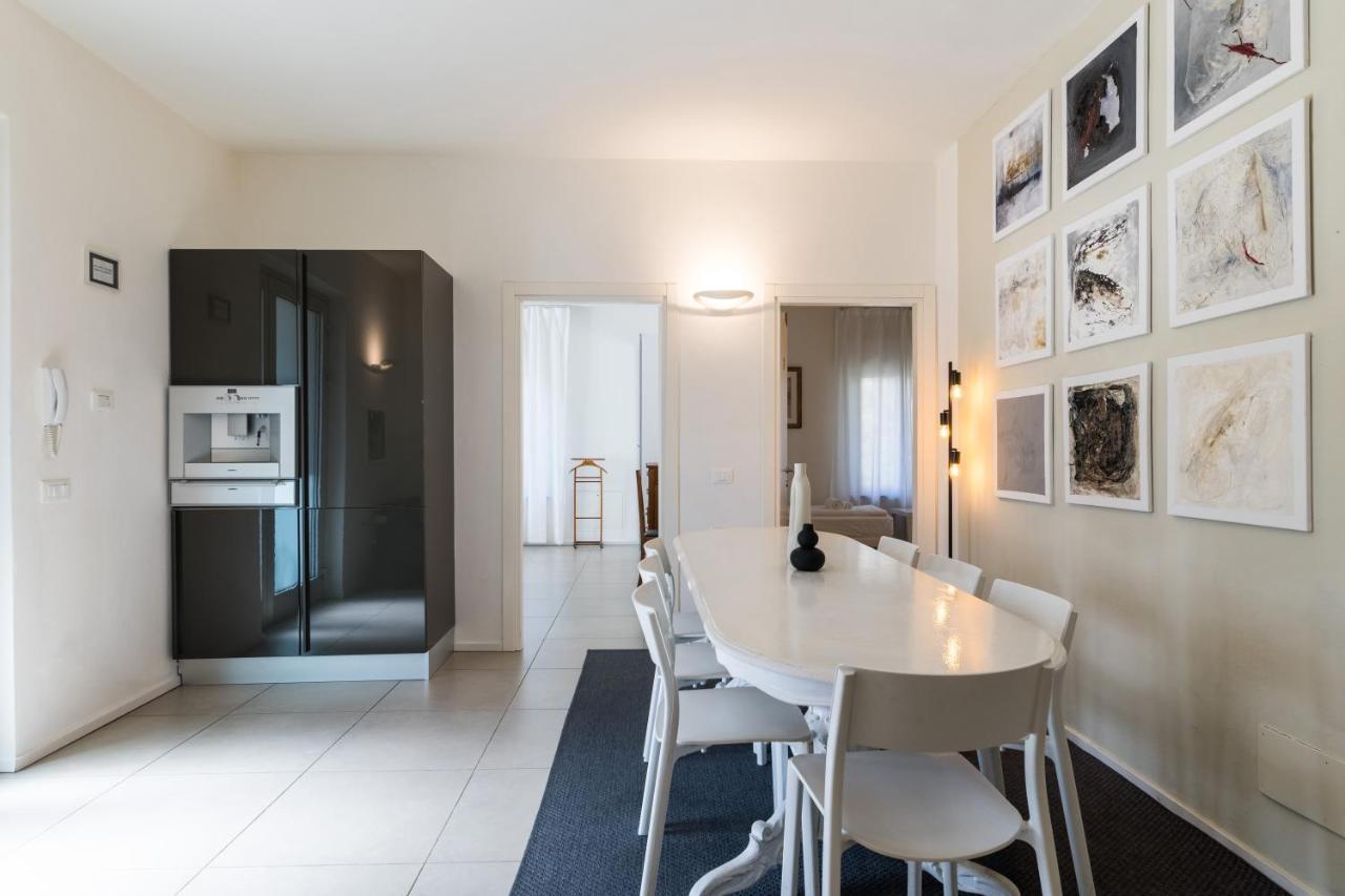 Carly'S Rooms Torbole Sul Garda Exterior photo