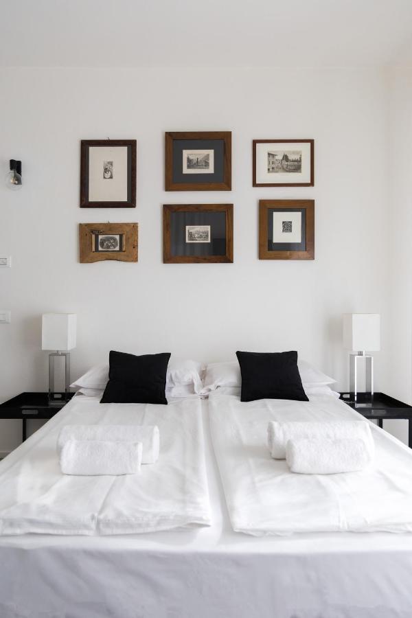 Carly'S Rooms Torbole Sul Garda Exterior photo